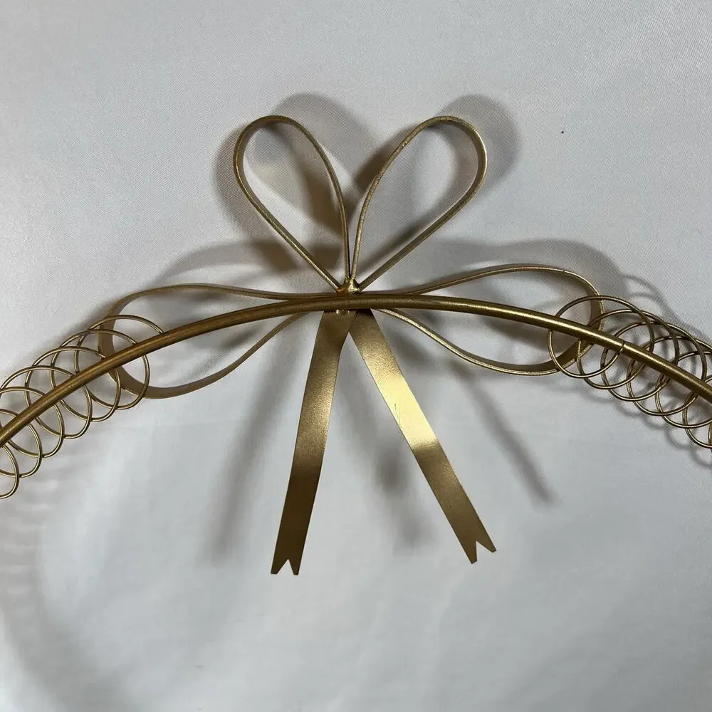 Vintage Large 18” Gold Wreath w/ Bow Holiday Card Holder Metal Wreath Christmas